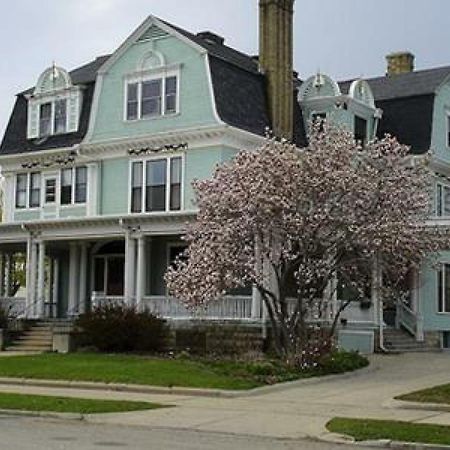 Christmas House Bed & Breakfast Racine Chambre photo